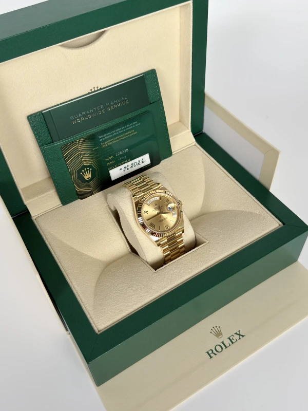 Rolex 40 mm Yellow Gold 228238-0006 5