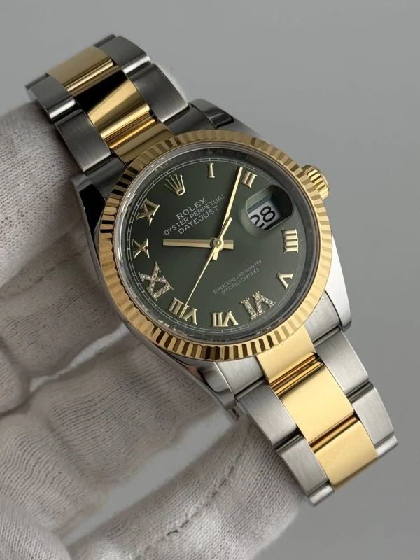 Rolex 36 mm, Oystersteel and yellow gold 126233-0026 5