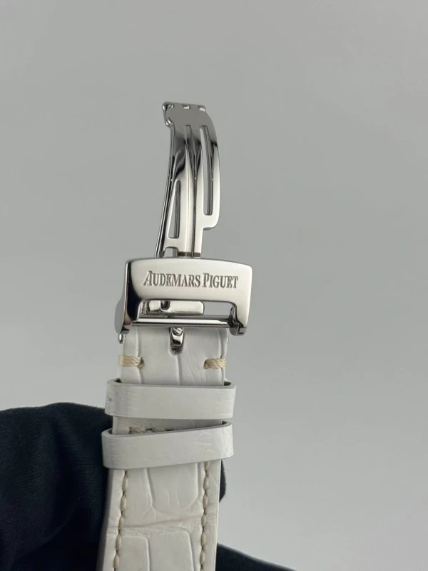 Audemars Piguet 67620ST.OO.D002CA.01 8