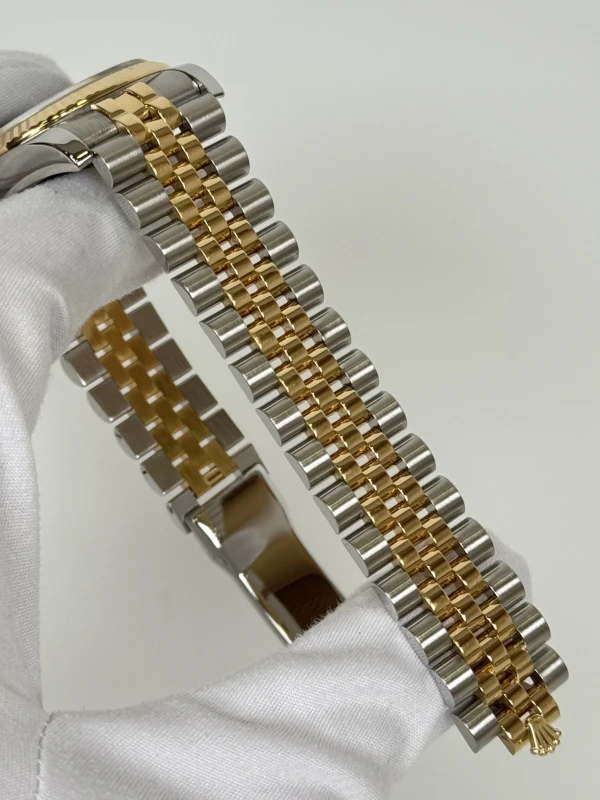 Rolex 36mm Steel and Yellow Gold 116233-0158 3