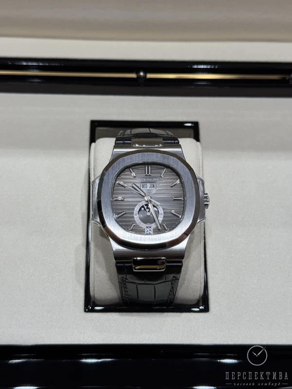Patek Philippe 5726 5726A-001 2