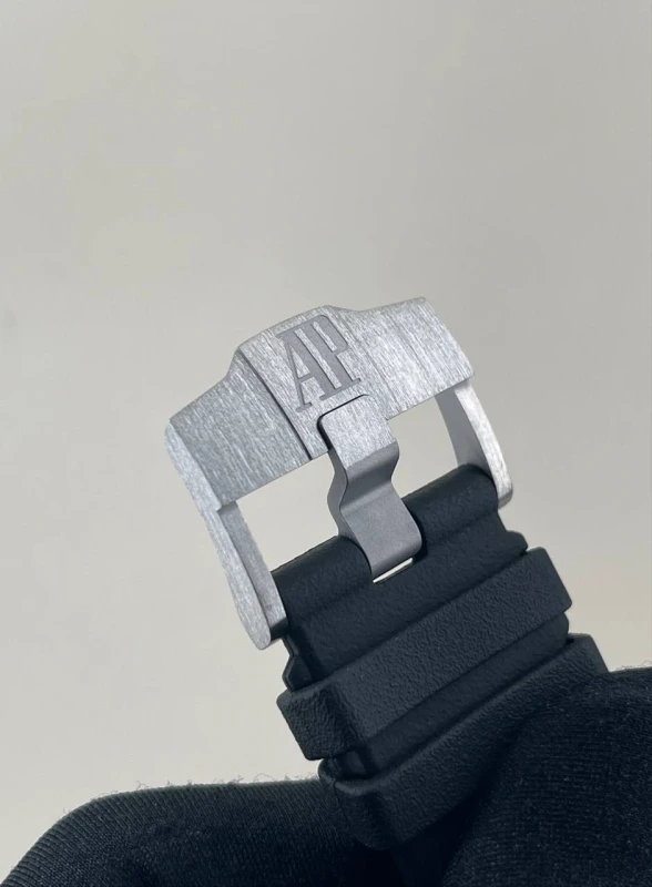 Audemars Piguet Chronograph 44 mm 26400AU.OO.A002CA.01 7