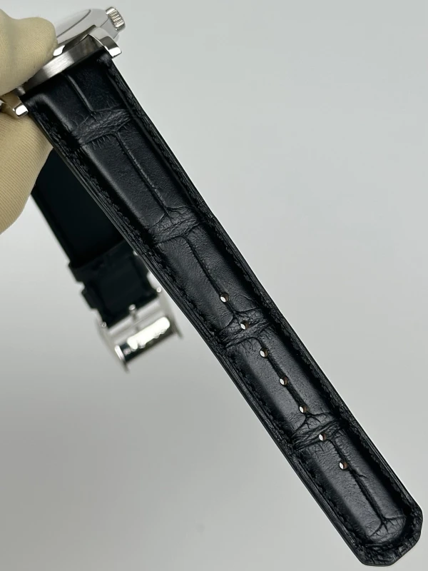 A. Lange & Sohne 233.025 7