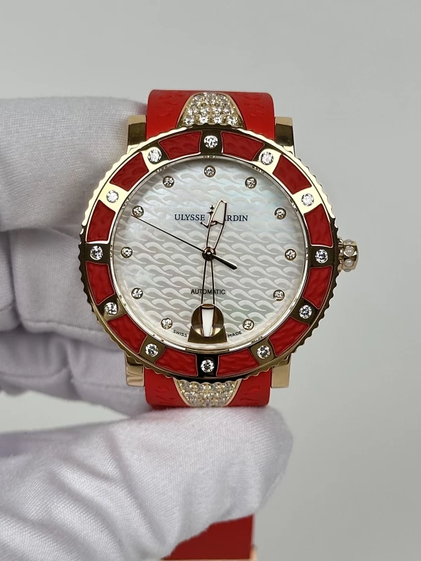 Ulysse Nardin Collection Lady Diver 8106-101E-3C/10.16 2
