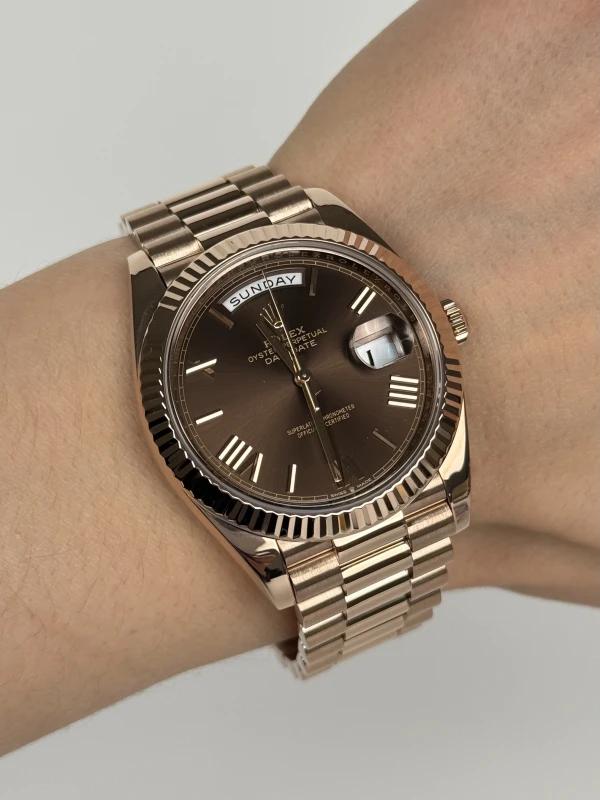 Rolex 40 mm Everose Gold  228235-0002 5