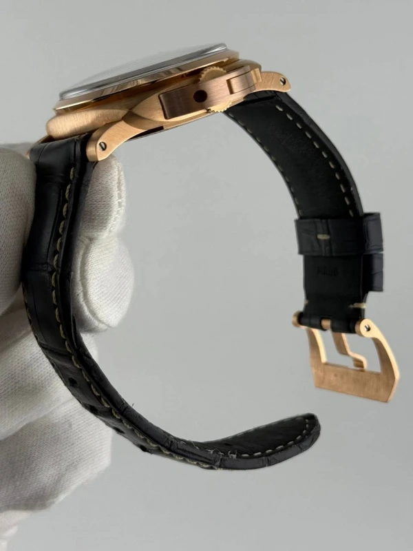 Panerai Perpetual Calendar Goldtech™ PAM00742 6