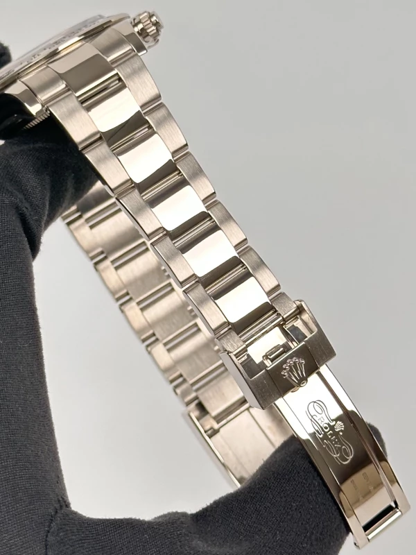Rolex Cosmograph  40mm White Gold  116509-0055 6
