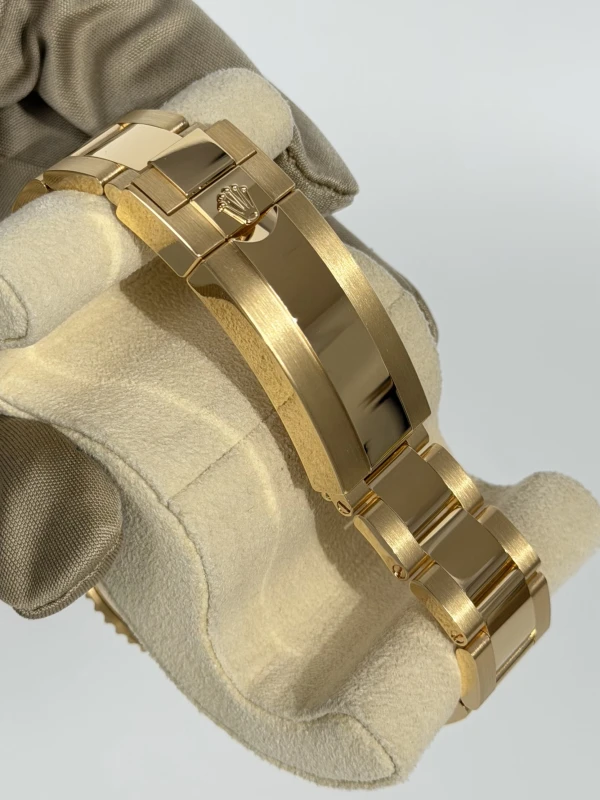 Rolex Date 41 mm Yellow Gold 126618ln-0002 4