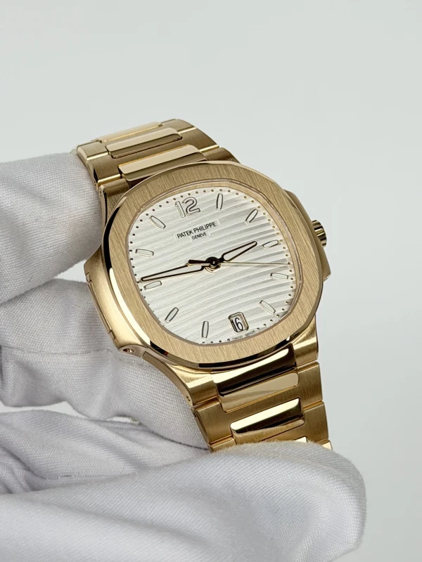 Patek Philippe Lady 7118 7118/1R-001 3
