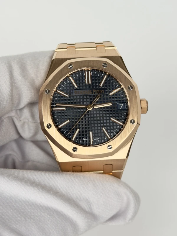 Audemars Piguet 15510OR.OO.1320OR.03 3