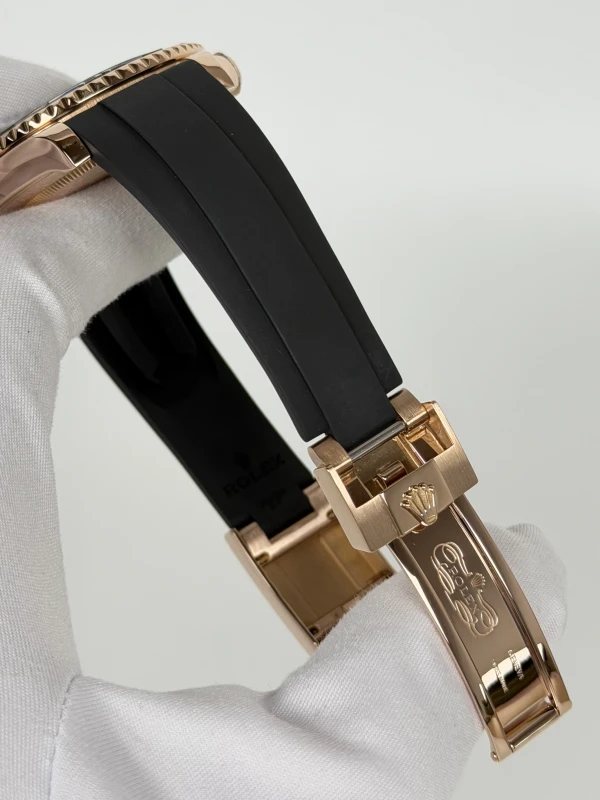 Rolex 40 mm, Everose gold 116655-0001 4