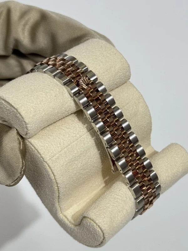 Rolex 28 mm Steel and Everose Gold 279171-0011 4