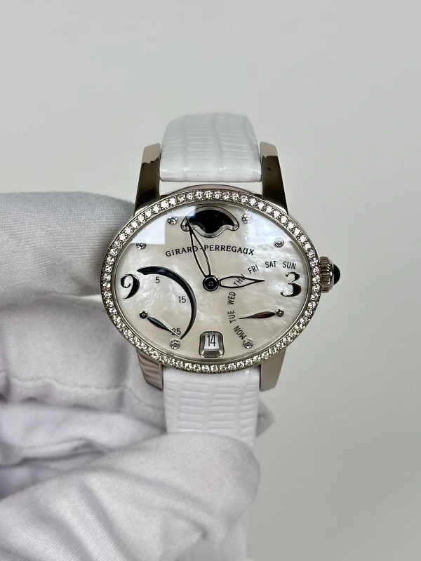 Girard Perregaux Bi-Retro  80485D53A761-KK7A 2