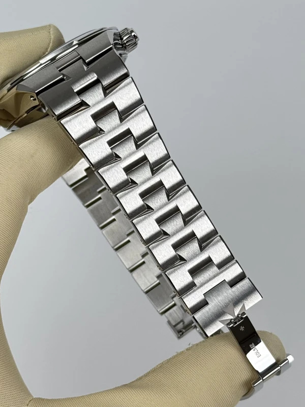 Vacheron Constantin CHRONOGRAPH 5520V/210A-B148 7