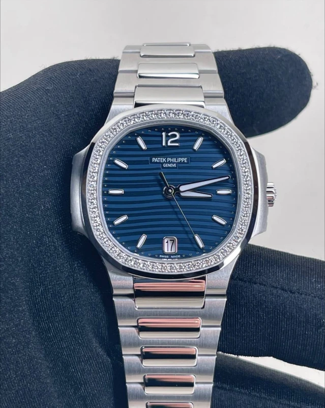 Patek Philippe Lady 7118 7118/1200A-001 4