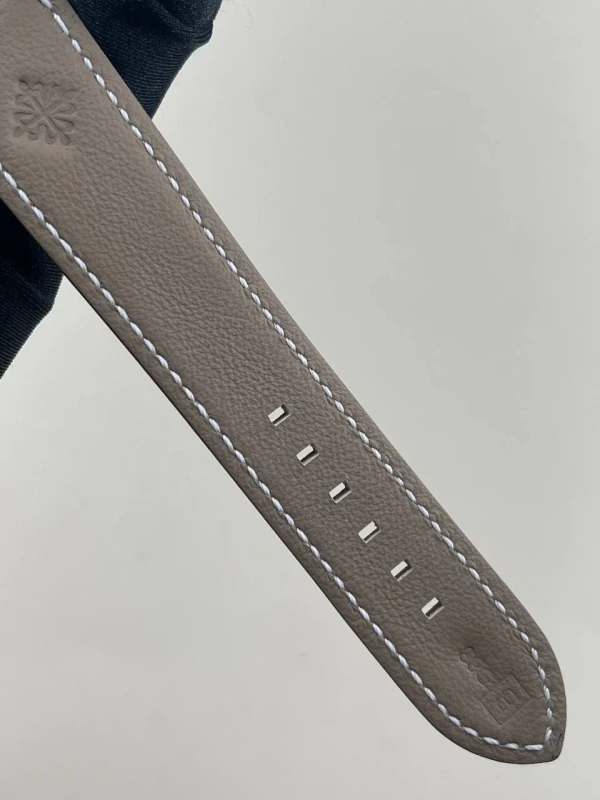 Patek Philippe 5524 5524R-001 7