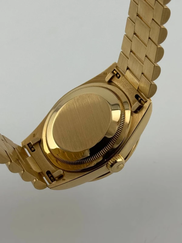Rolex President Yellow Gold and Diamond 18338 8