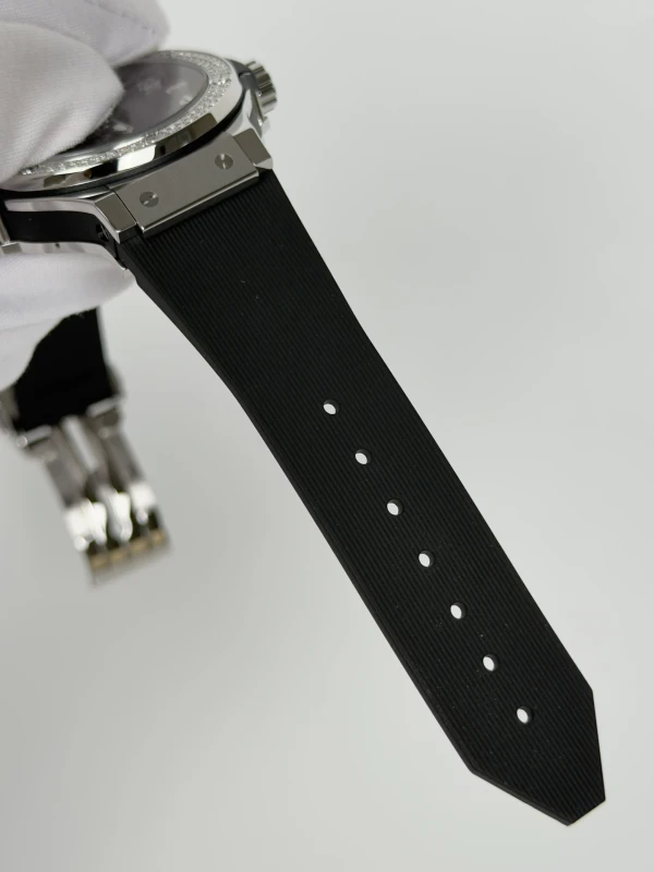 Hublot Steel Diamonds 361.SX.1270.RX.1104 4