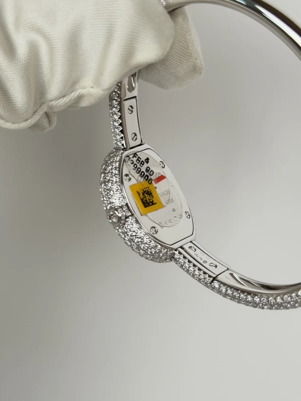 Cartier BAIGNOIRE WATCH (SIZE 15) HPI01853 6