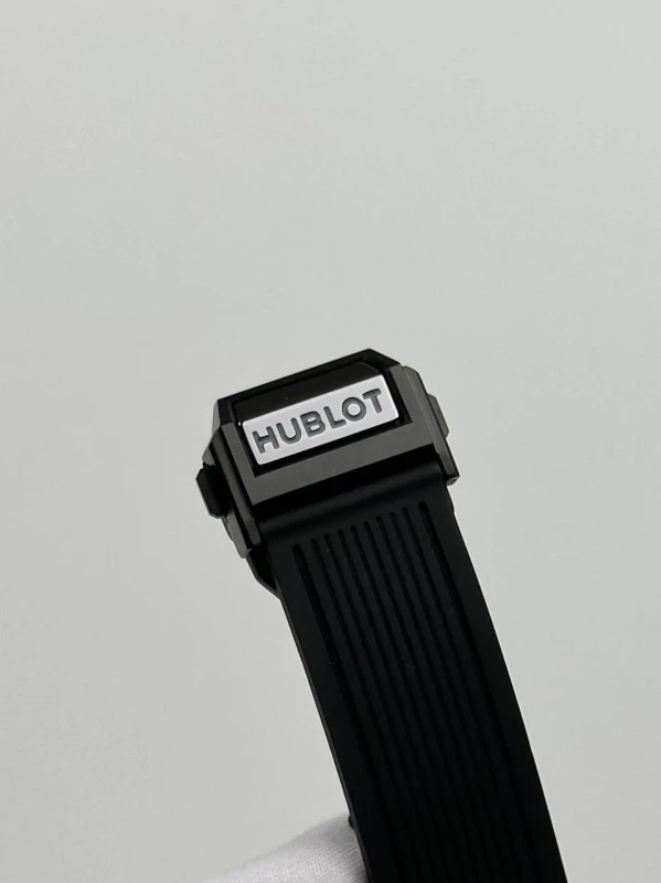Hublot UNICO BLACK MAGIC 441.CI.1171.RX 8