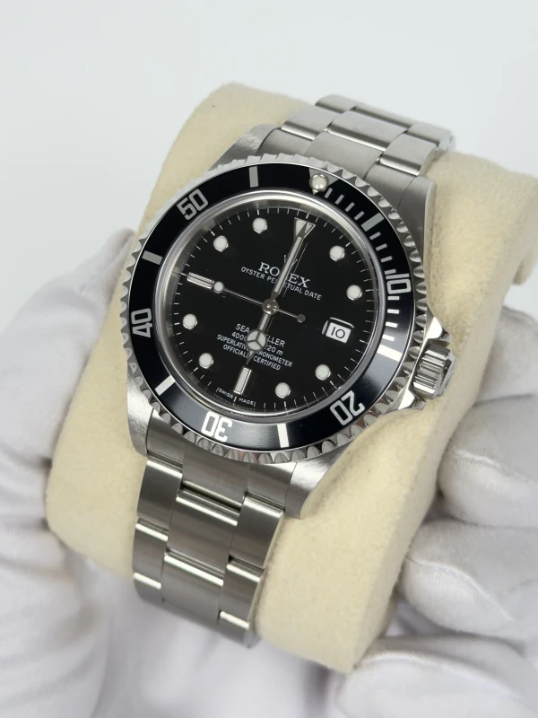 Rolex SEA-DWELLER 4000 116600 3