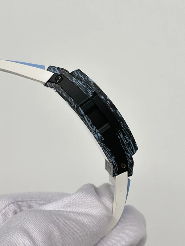 Hublot Tourbillon Carbon Sky Blue 645.QL.5117.RX 5