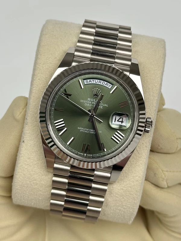 Rolex 40MM WHITE GOLD 228239-0033 4