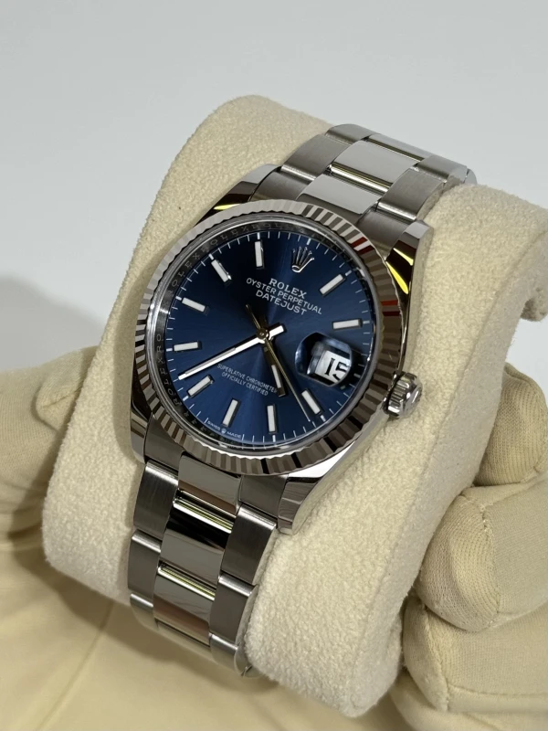 Rolex 36 mm, Oystersteel and white gold 126234-0018 3