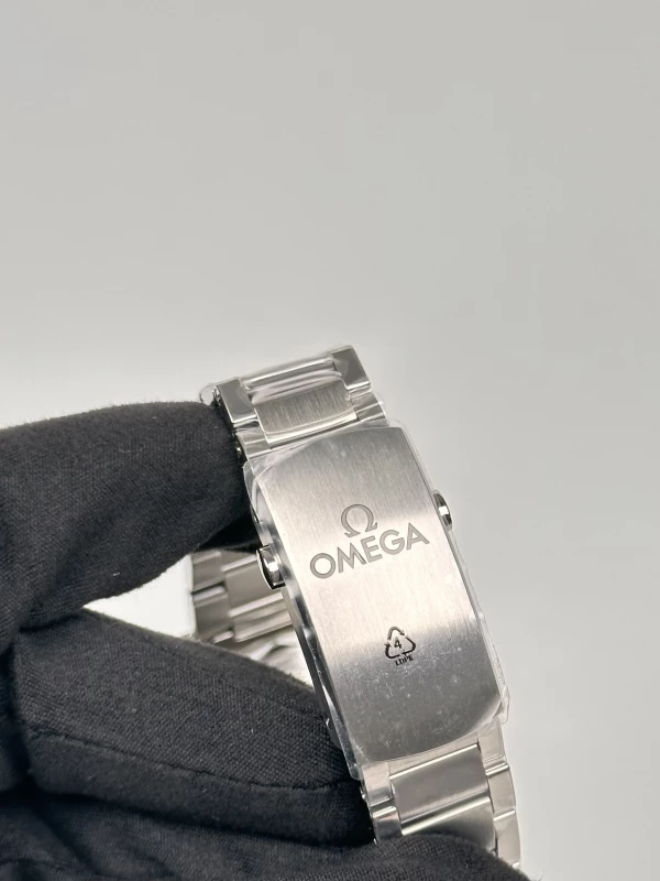 Omega Co-axial Master Chronometer 234.30.41.21.03.002 8