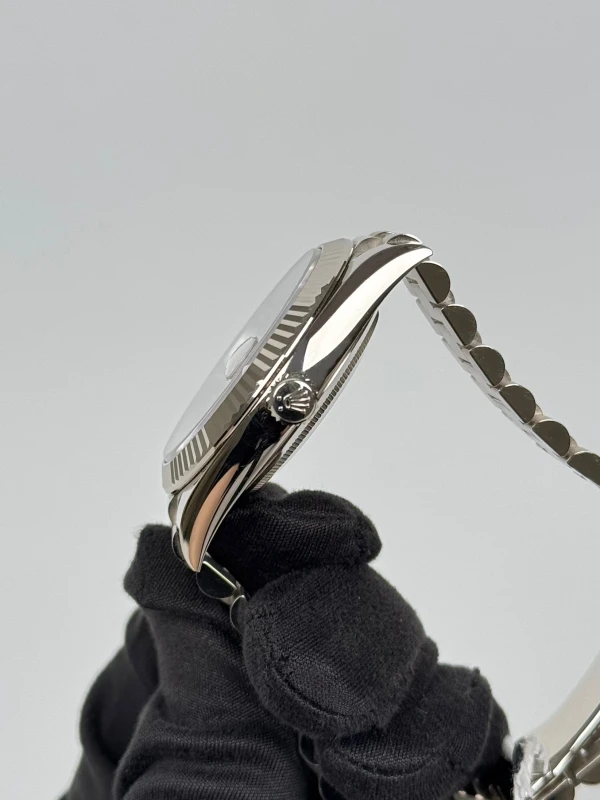 Rolex 40MM WHITE GOLD 228239-0033 4