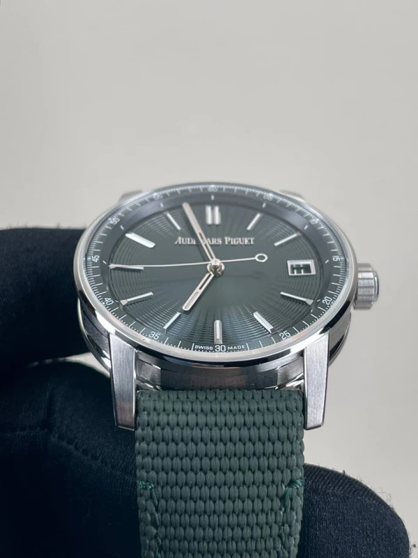 Audemars Piguet Selfwinding 15210ST.OO.A056KB.01 4