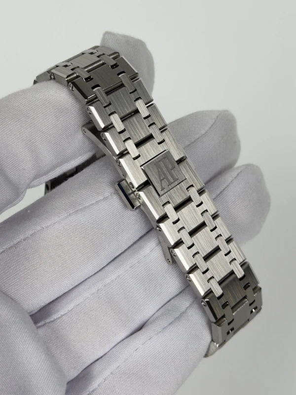 Audemars Piguet Selfwinding 37 mm 15551ST.ZZ.1356ST.05 3