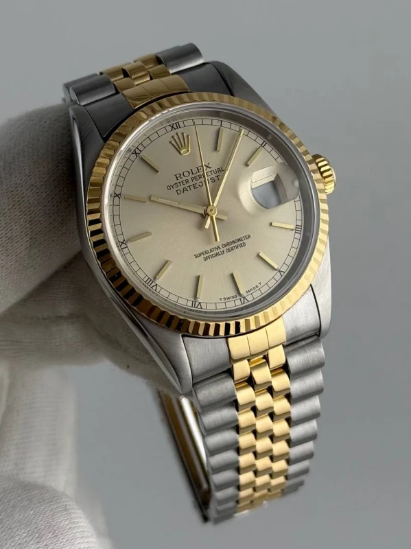 Rolex  36mm Steel and Yellow Gold 16233 3