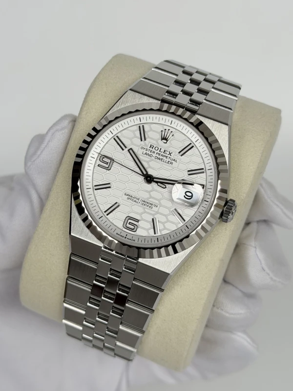 Rolex Land-Dweller 40 127334-0001 4