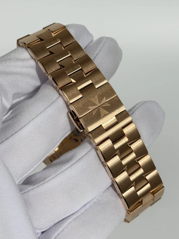 Vacheron Constantin self-winding 4500V/110R-B705 4