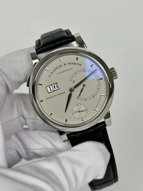A. Lange & Sohne Lange 31 Big Data 130.025 3
