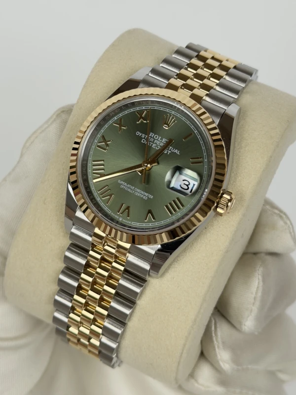 Rolex Datejust 36mm Steel and Yellow Gold 126233-0053 3