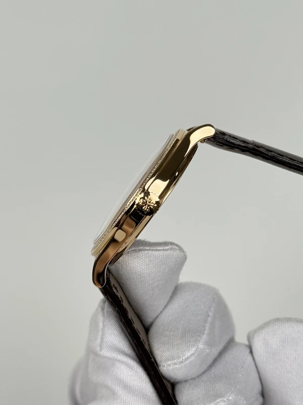 Patek Philippe Tropical Fish 5077/100R-035 6