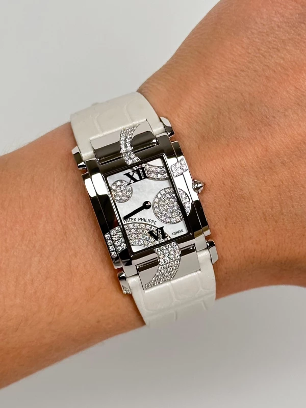 Patek Philippe 4914 4914G-001 9
