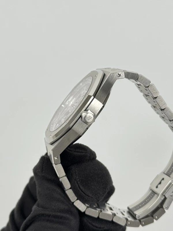 Audemars Piguet Tourbillon Extra-Thin Openworked 26518ST.OO.1220ST.01 4