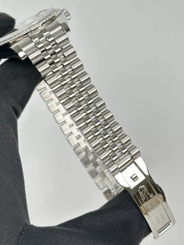 Rolex 36 mm, Oystersteel, white gold and diamonds 116244-0014 6