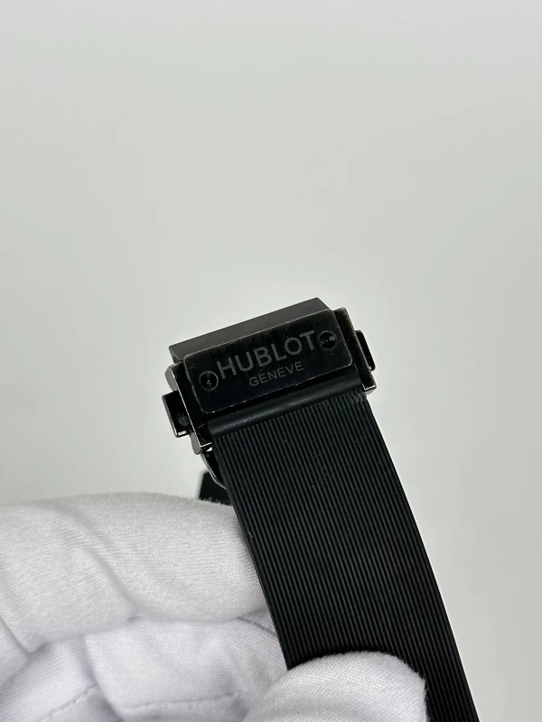 Hublot  Black Magic 542.CM.1770.RX 8