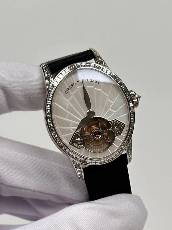 Girard Perregaux Cat's Eye Tourbillon 99490B53E791-JK6A 3