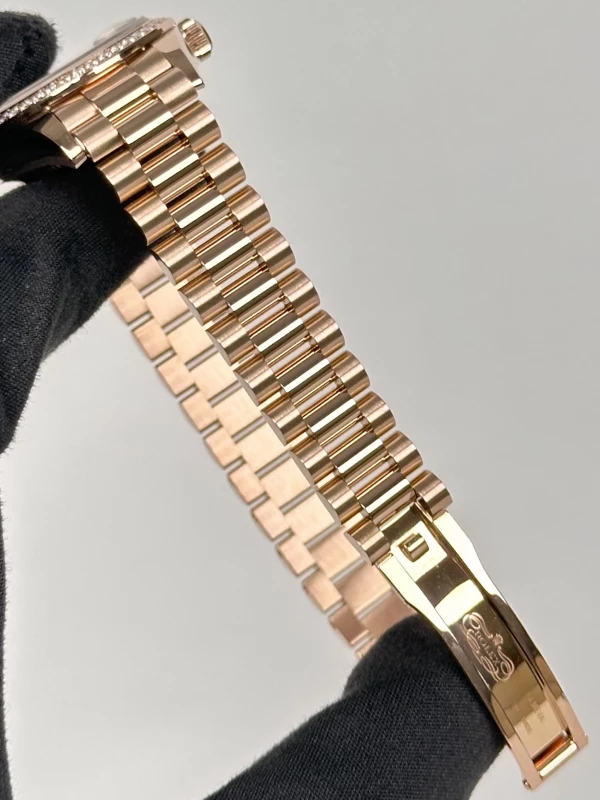 Rolex 28 mm Everose Gold  279135rbr-0001 6