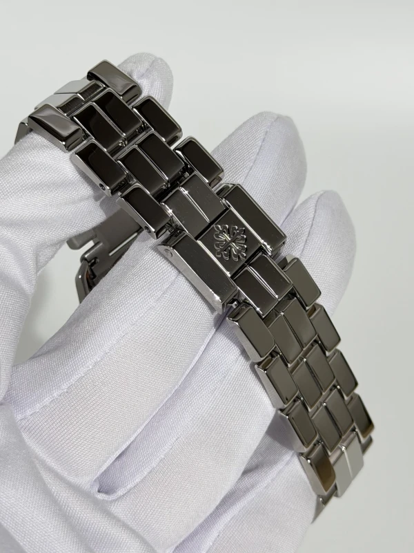 Patek Philippe 5065 5065/1A-001 4