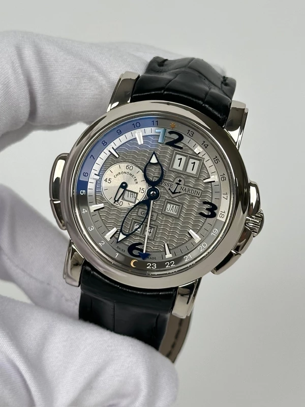 Ulysse Nardin 42мм 320-60/69 4
