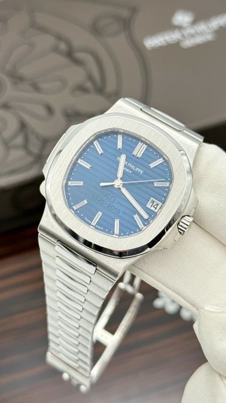 Patek Philippe 5711/1P 40th Anniversary 2