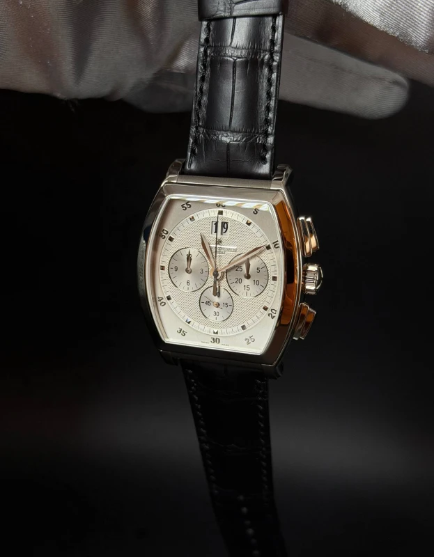 Vacheron Constantin Tonneau 49180/000G-9360 3