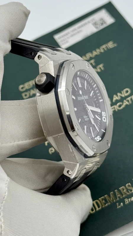 Audemars Piguet Diver 15703ST.OO.A002CA.01 6