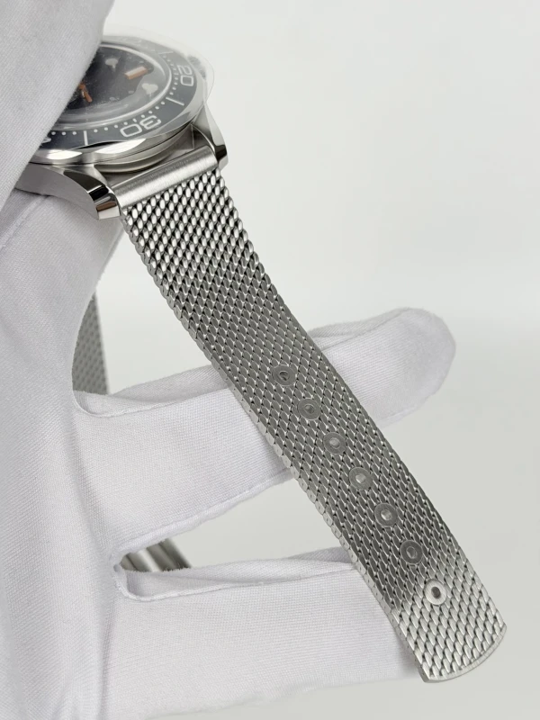 Omega DIVER 300M 210.30.42.20.01.018 3